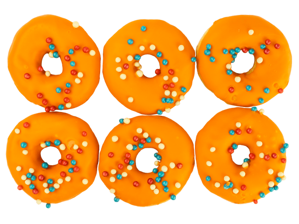 Oranje Donuts gemaakt van luchtige deeg