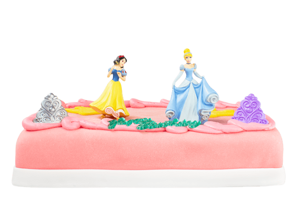Disney prinsessentaart met marsepeinen kroontjes